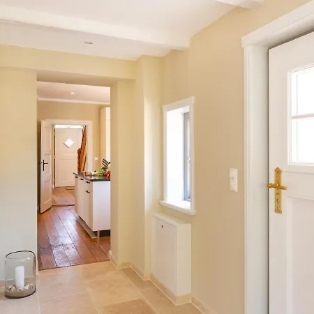 Hanjes Kapitaenshaus Dom wakacyjny *