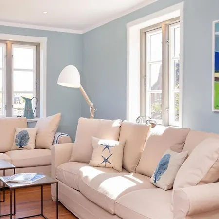 Holiday home Hanjes Kapitaenshaus