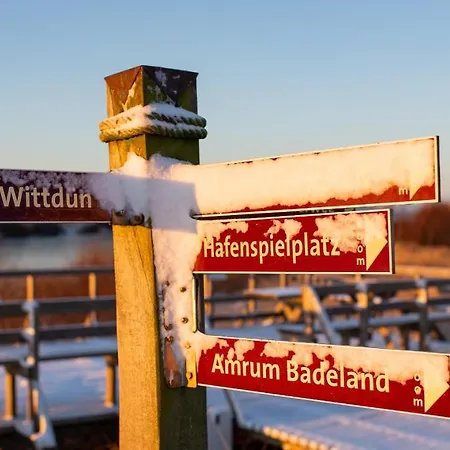 Hanjes Kapitaenshaus Nebel